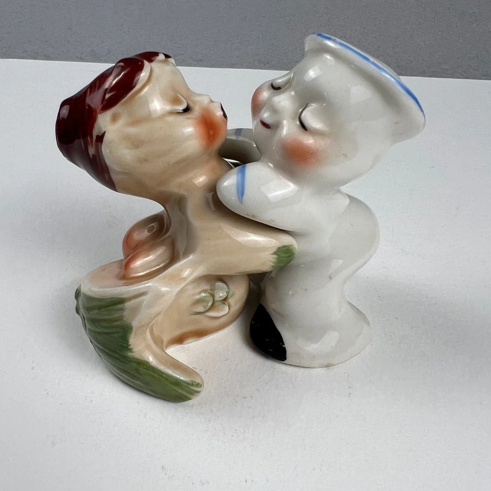 VTG Van Tellingen Salt Pepper Shakers 1940s Mermaid Sailor Kissing Ceramic 4in